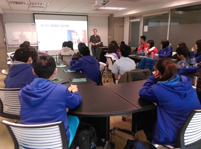 Students from Xiufeng High School visit EUTW