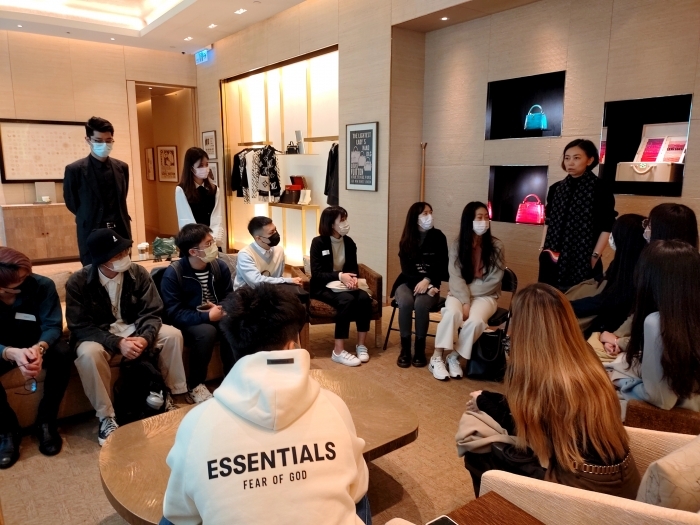 The NTU EU Week- Visiting LV store in Taipei101